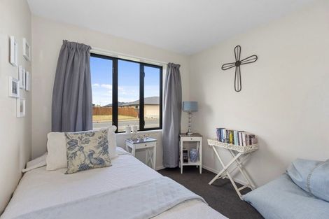 Photo of property in 23 Larne Place, Belfast, Christchurch, 8051