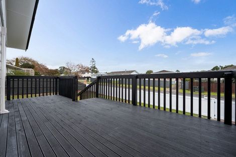 Photo of property in 11 Murillo Place, Henderson, Auckland, 0612