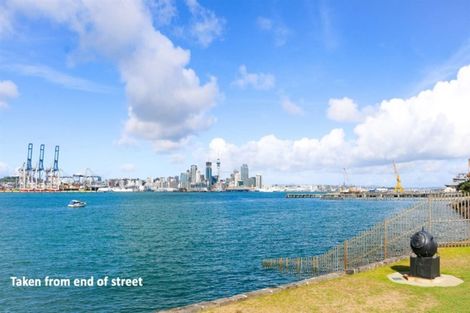 Photo of property in 1/2a Spring Street, Devonport, Auckland, 0624