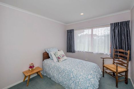 Photo of property in 7 Tararua Crescent, Otaki, 5512
