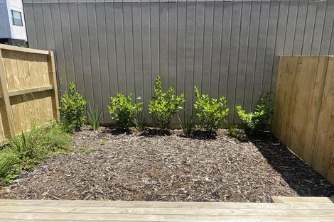 Photo of property in 33c Matipo Road, Te Atatu Peninsula, Auckland, 0610