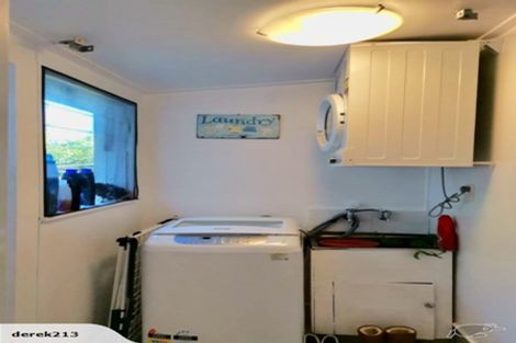 Photo of property in 24 Tiri Tiri Road, Birkdale, Auckland, 0626