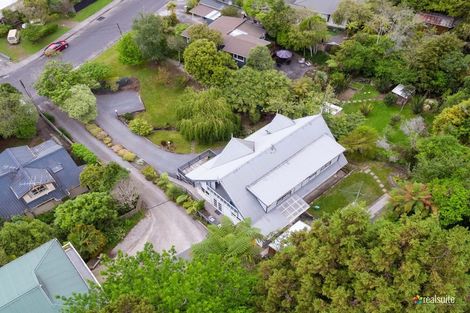 Photo of property in 24 Jocelyn Crescent, Pinehaven, Upper Hutt, 5019