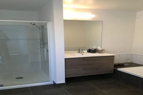 Photo of property in 29a Eastview Road, Glen Innes, Auckland, 1072