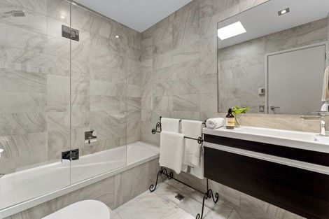 Photo of property in Montrose Villas, 441c Beach Road, Mairangi Bay, Auckland, 0630