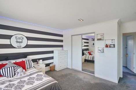 Photo of property in 42 Mokihi Gardens, Hillmorton, Christchurch, 8024