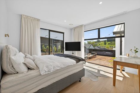 Photo of property in 6 Round Hill Rise, Cracroft, Christchurch, 8022