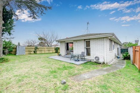 Photo of property in 62b Mazengarb Road, Paraparaumu Beach, Paraparaumu, 5032