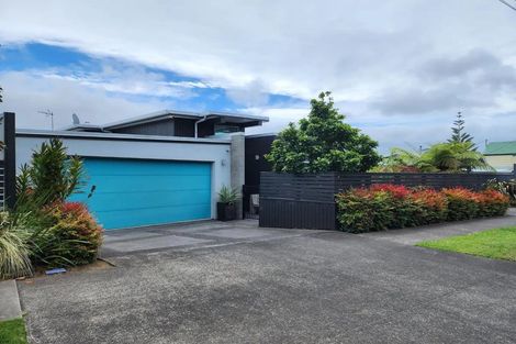 Photo of property in 46 Victoria Road, New Plymouth, 4310