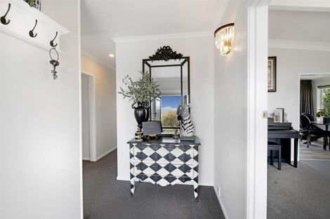 Photo of property in 35 Whaka Street, Maungaturoto, 0520