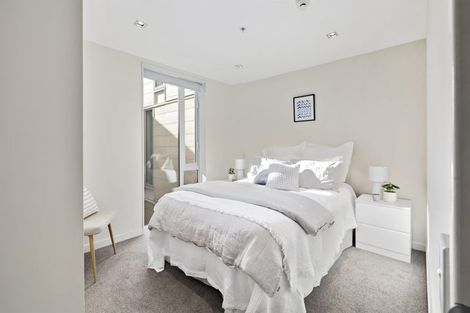 Photo of property in Piermont Apartments, 7i/82 Cable Street, Te Aro, Wellington, 6011