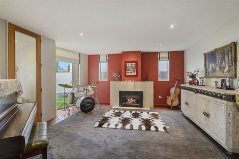 Photo of property in 6 Chateau Drive, Burnside, Christchurch, 8053