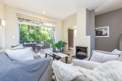 Photo of property in 6m Carlton Gore Road, Grafton, Auckland, 1023