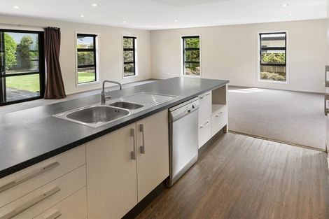 Photo of property in 10 Sunningdale Drive, Stoke, Nelson, 7011