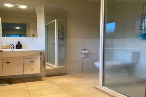 Photo of property in 15 Delta Mews Place, Clive, 4102