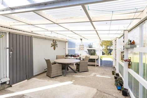 Photo of property in 58 Wakefield Street, Westport, 7825