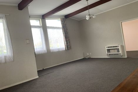 Photo of property in 17 Maxwells Line, Awapuni, Palmerston North, 4412