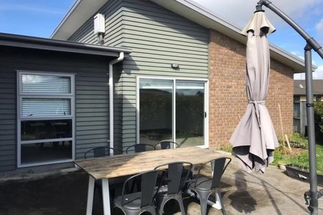 Photo of property in 24 Chalgrove Road, Huntington, Hamilton, 3210