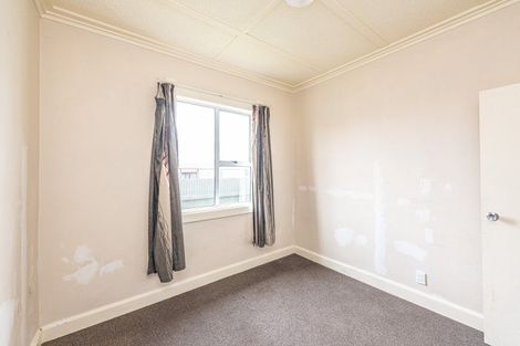 Photo of property in 184 Cornfoot Street, Castlecliff, Whanganui, 4501
