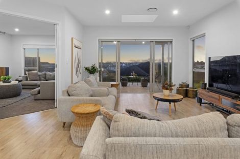 Photo of property in 60 Wainui Road, Silverdale, 0932