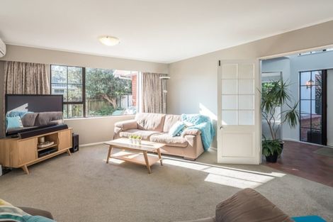 Photo of property in 20 Awanui Drive, Waikanae, 5036