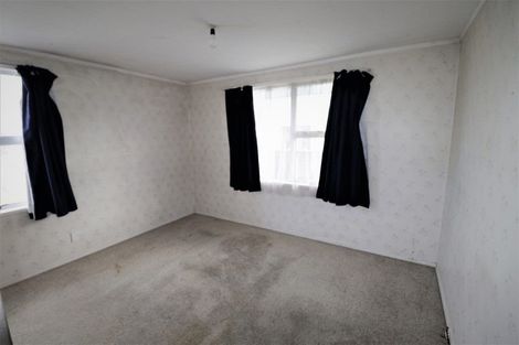 Photo of property in 21 Cross Street, Castlecliff, Whanganui, 4501