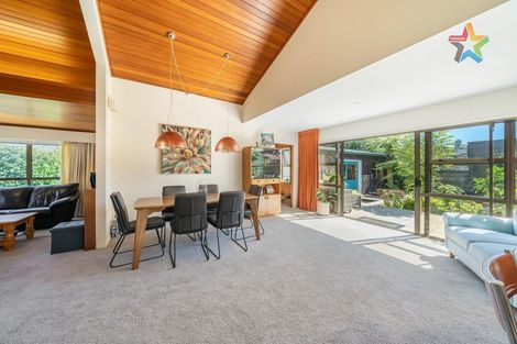 Photo of property in 27 Holyoake Crescent, Avalon, Lower Hutt, 5011