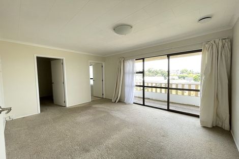 Photo of property in 94 Langana Avenue, Browns Bay, Auckland, 0630