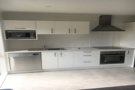 Photo of property in 2/113 Knighton Road, Hillcrest, Hamilton, 3216