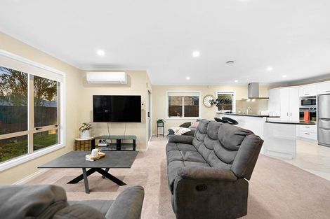 Photo of property in 21 Portobello Way, Huntington, Hamilton, 3210