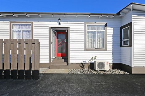 Photo of property in 1106 Karamu Road North, Mayfair, Hastings, 4122