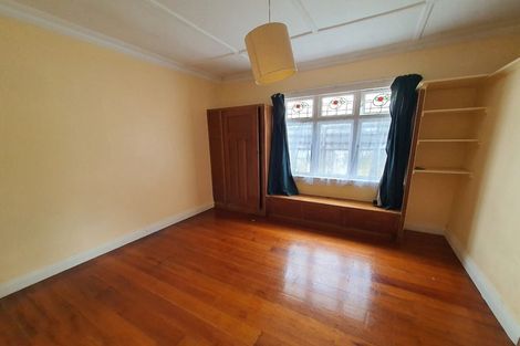Photo of property in 9 Akatea Street, Berhampore, Wellington, 6023