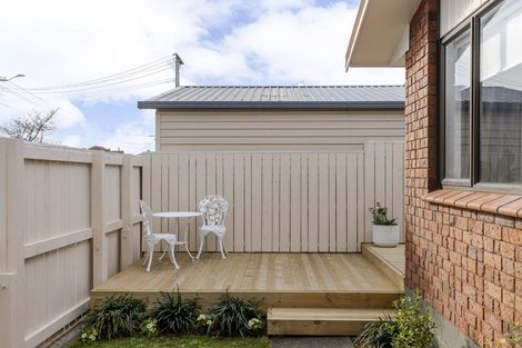 Photo of property in 1/39 Fulford Street, New Plymouth, 4310