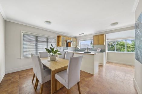 Photo of property in 1/59 Halver Road, Hillpark, Auckland, 2102