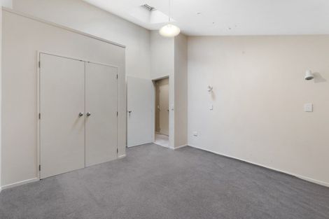 Photo of property in 24 Wilson Street, Cambridge, 3434