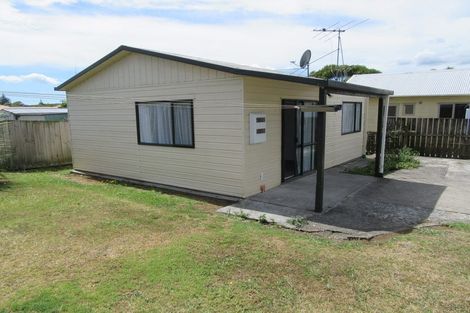 Photo of property in 9 Clayton Road, Manurewa, Auckland, 2102
