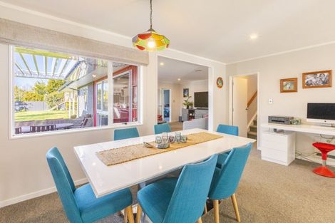 Photo of property in 14 Jervois Road, Jervoistown, Napier, 4112