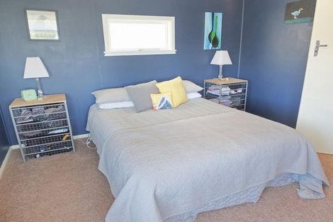 Photo of property in 38 Pratt Avenue, Foxton Beach, Foxton, 4815