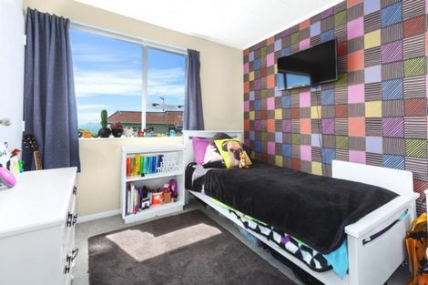 Photo of property in 73 Sea Vista Drive, Pukerua Bay, 5026