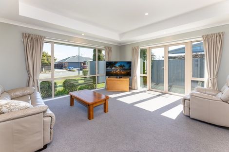 Photo of property in 26 Cedar Place, Rangiora, 7400