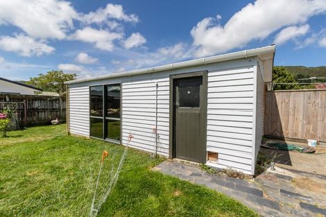 Photo of property in 43 Norfolk Street, Wainuiomata, Lower Hutt, 5014