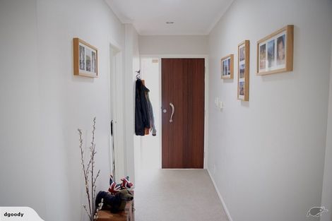 Photo of property in 58 Fowler Street, Northcote, Auckland, 0627
