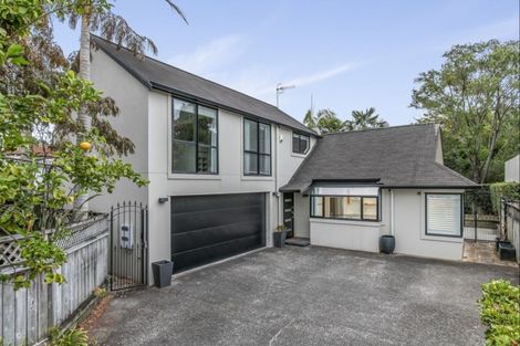 Photo of property in 2/1 Aliford Avenue, One Tree Hill, Auckland, 1061