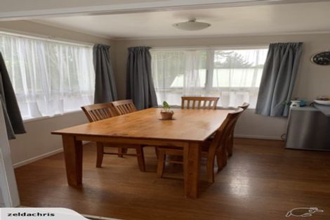 Photo of property in 27 Backhurst Grove, Massey, Auckland, 0614