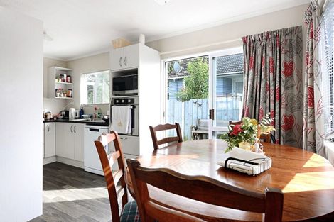 Photo of property in 24c Huia Avenue, Forest Lake, Hamilton, 3200