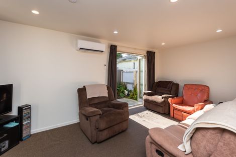 Photo of property in 65b Cleveland Street, Edgeware, Christchurch, 8013