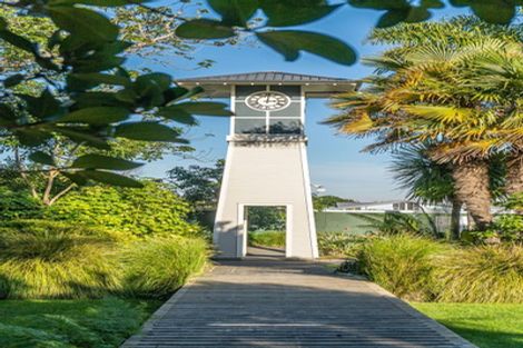 Photo of property in 90 Landmark Terrace, Orewa, 0931