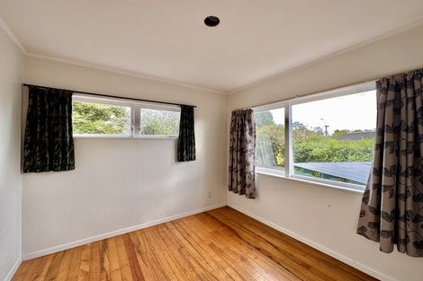Photo of property in 54 Triangle Road, Massey, Auckland, 0614