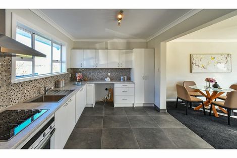 Photo of property in 40a Sturdee Road, Manurewa, Auckland, 2102