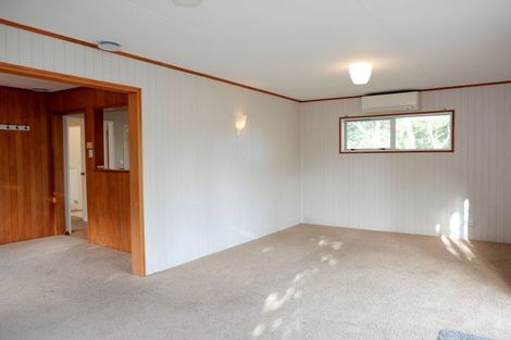 Photo of property in 136 Ruapehu Street, Paraparaumu, 5032